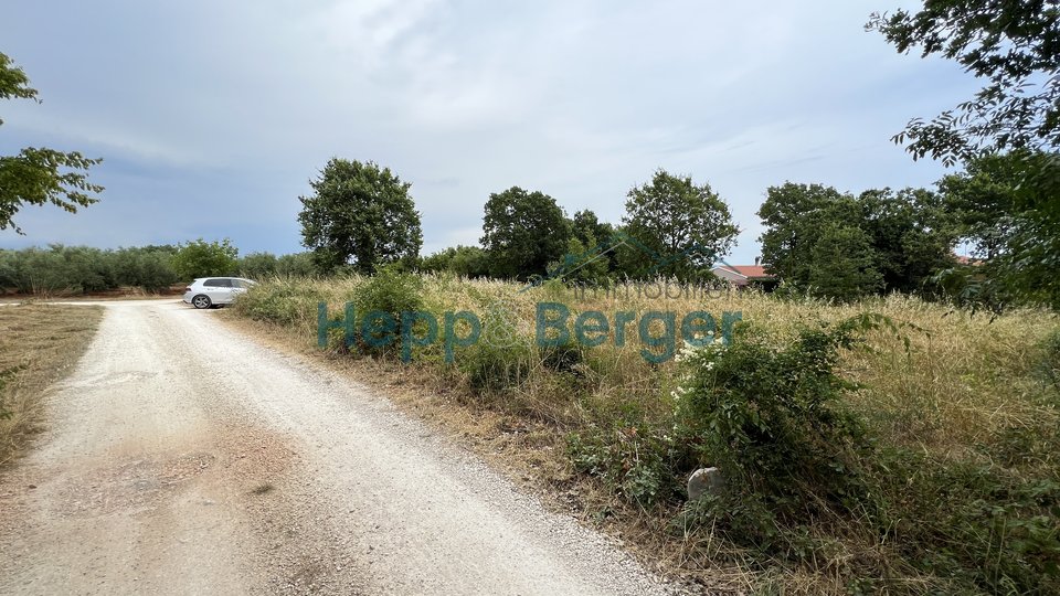 Zemljište sa važećom građevinskom dozvolom, Valtura-Pula